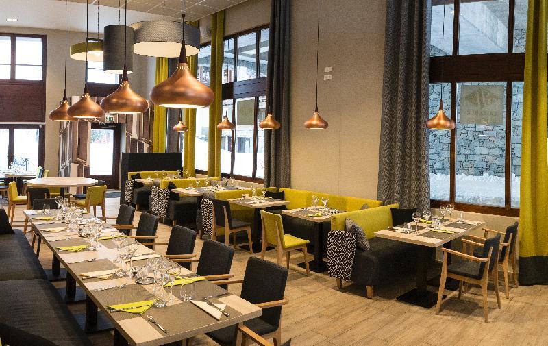 Pierre & La Foret Aparthotel 3*